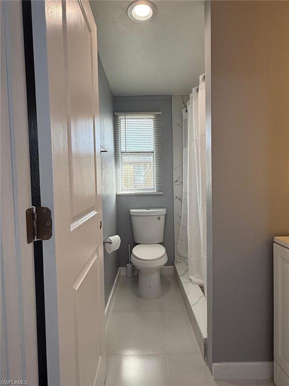 NAPLES MANOR LAKES - Residential Income