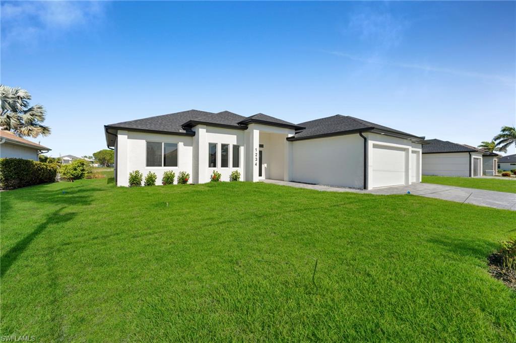 CAPE CORAL - Residential