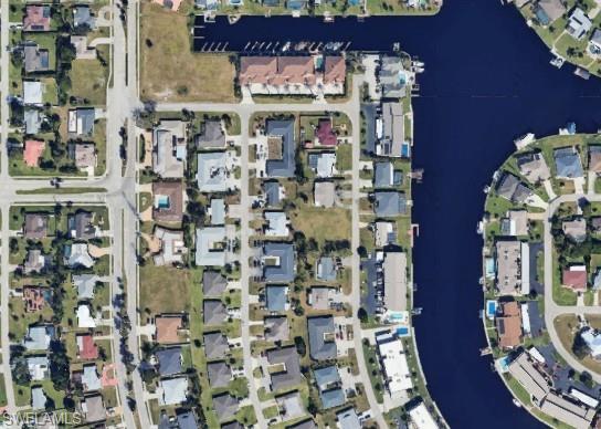 CAPE CORAL - Land