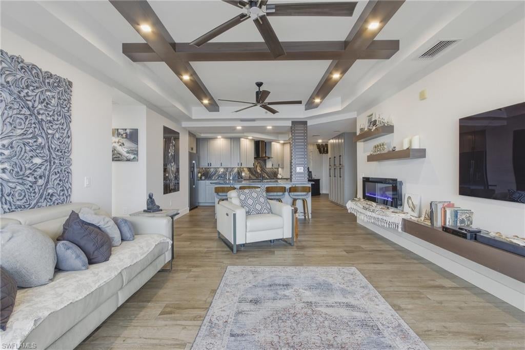 RIVIERA - Residential Lease