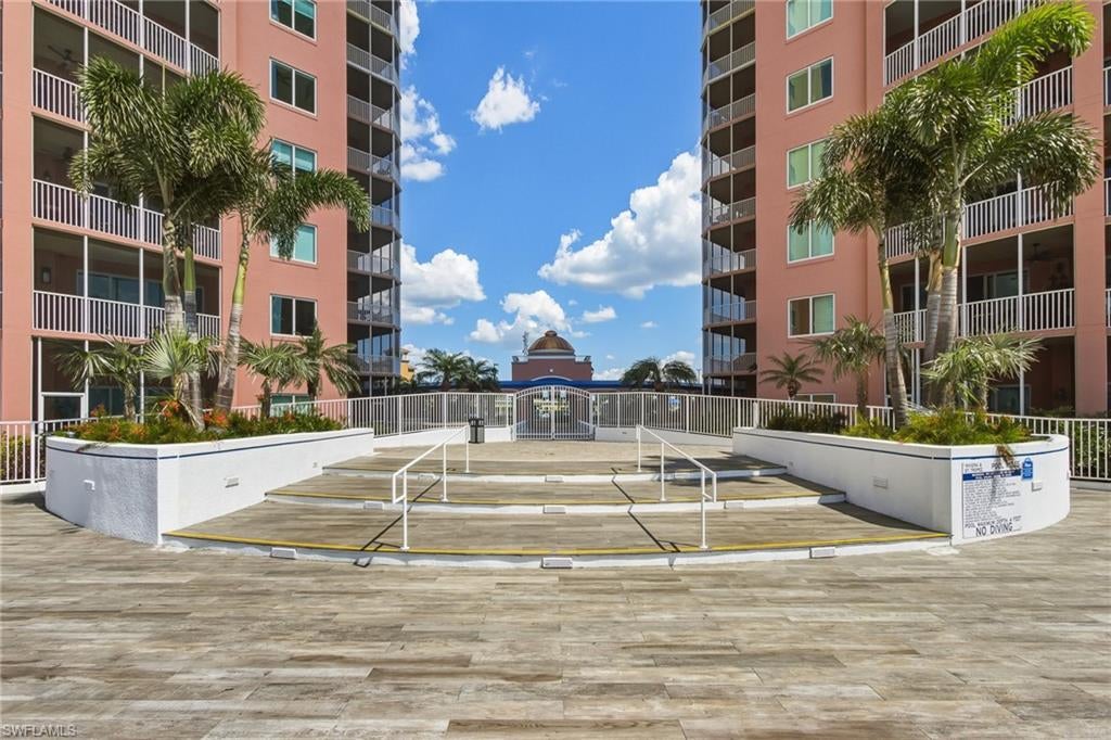 RIVIERA - Residential Lease