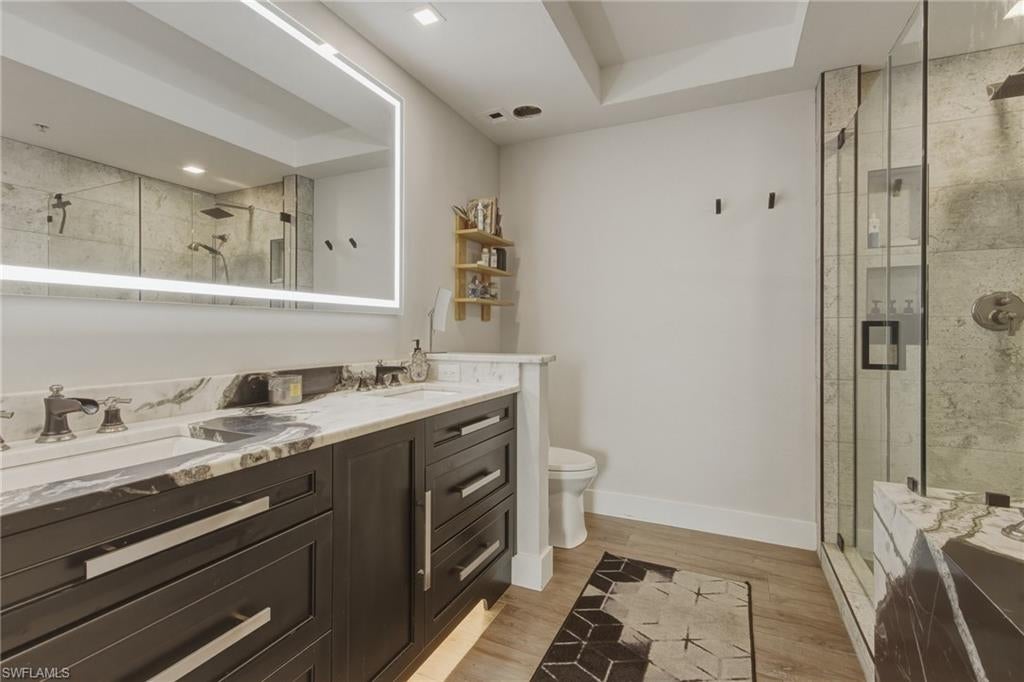 RIVIERA - Residential Lease
