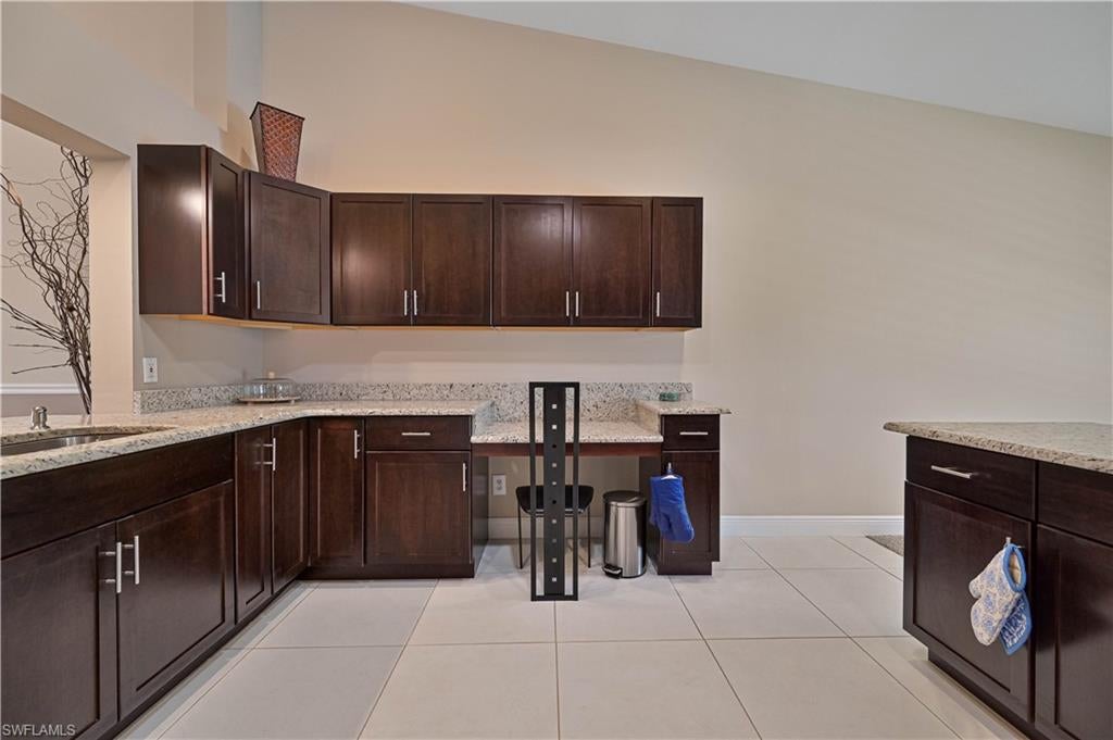 BRIDGEWAY - Residential