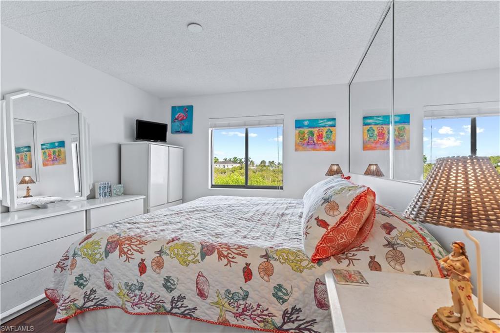 ADMIRALS BAY - Residential