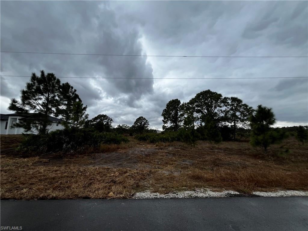 Build your home or invest in this Flood Zone X residential lot located in an up-and-coming area of Lehigh Acres with ongoing new construction nearby. The property offers quiet residential setting while still being close to everything.
Just minutes from Harns Marsh Preserve, Veterans Park & Recreation Center, and several local golf courses, with easy access to shopping, dining, and main roadways. Easy access to SR-82, Lee Blvd, and I-75!
Previous buyer failed to perform, back on market for the taking! Please see confidential remarks.