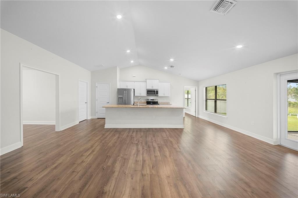 GREENBRIAR - Residential Lease