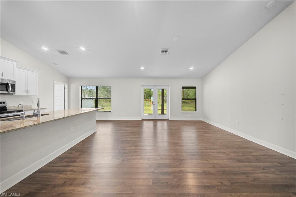 GREENBRIAR - Residential Lease