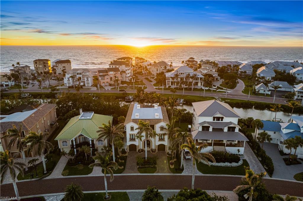 SOUTHPORT ON THE BAY - Residential