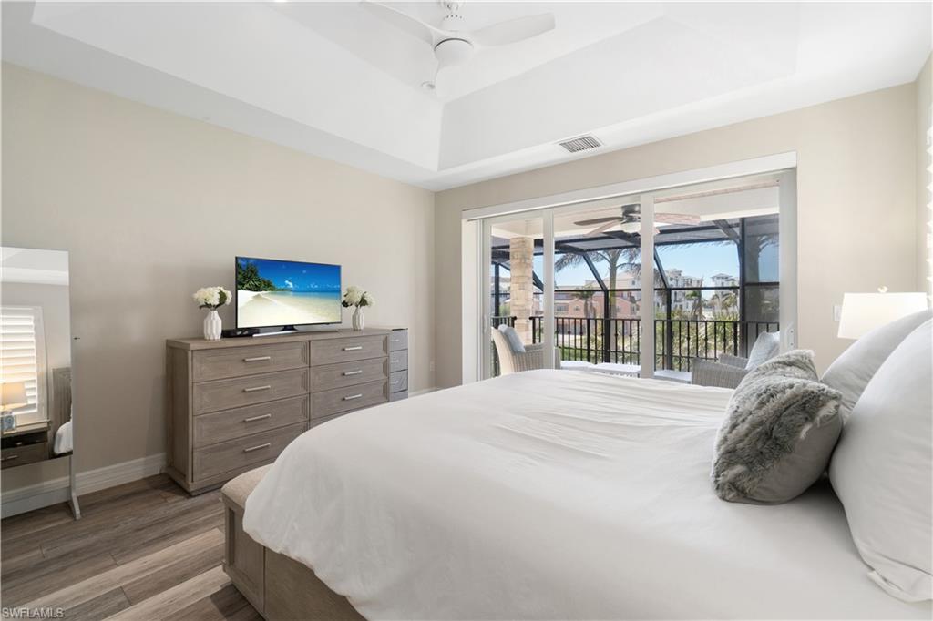 SOUTHPORT ON THE BAY - Residential