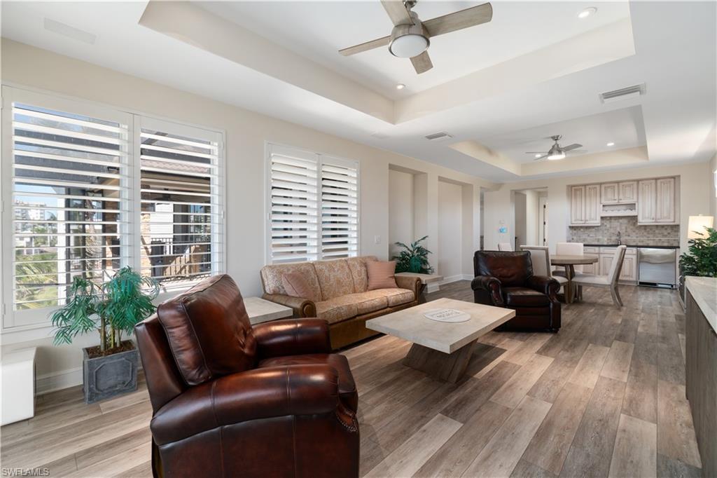 SOUTHPORT ON THE BAY - Residential