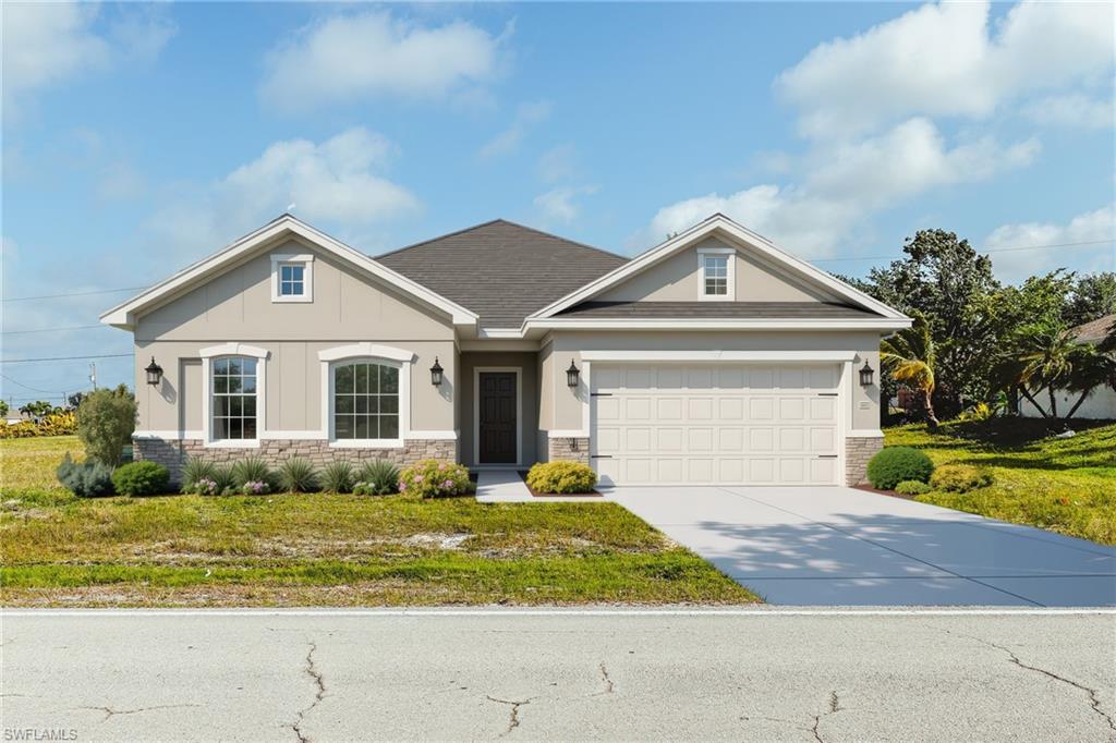 CAPE CORAL - Land