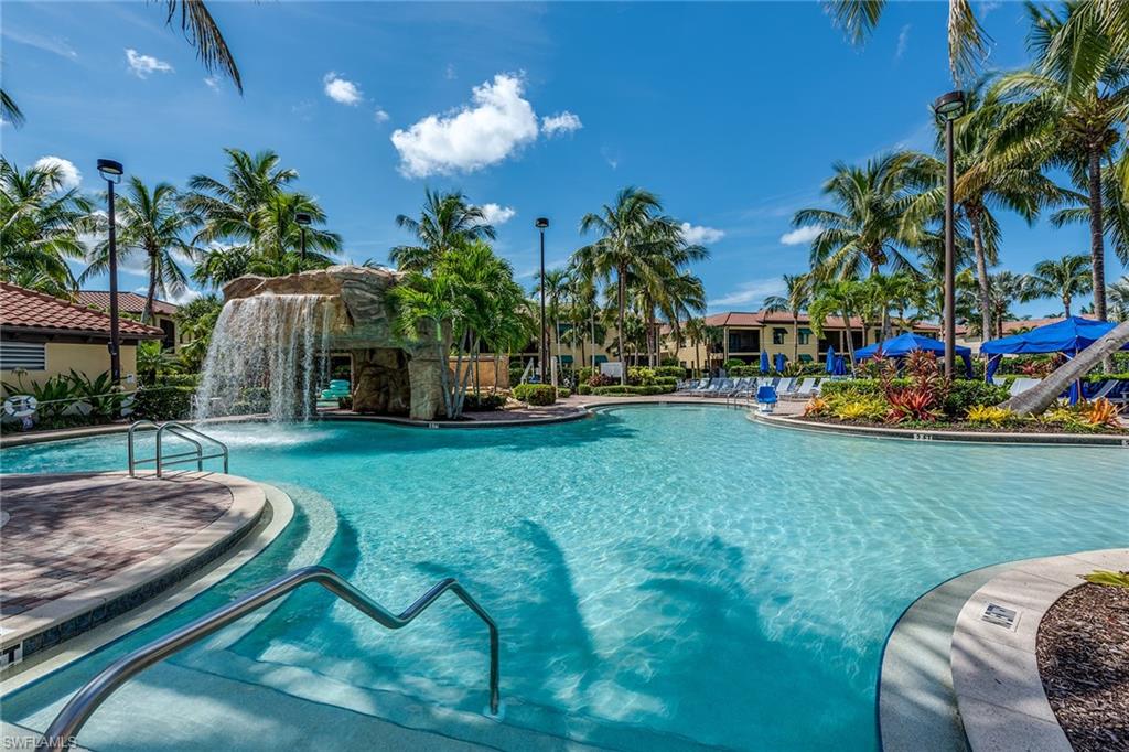 NAPLES BAY RESORT - Residential