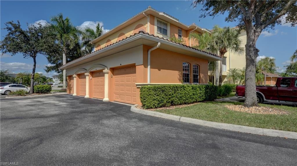 ISLES OF PORTO VISTA - Residential