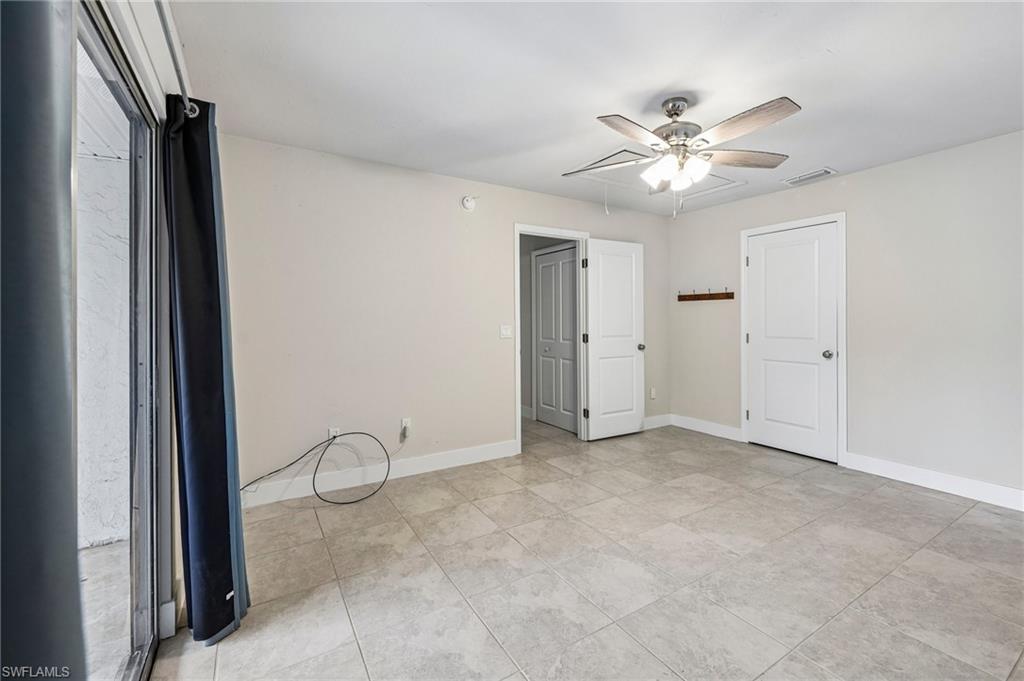 ROYAL WOODS - Residential