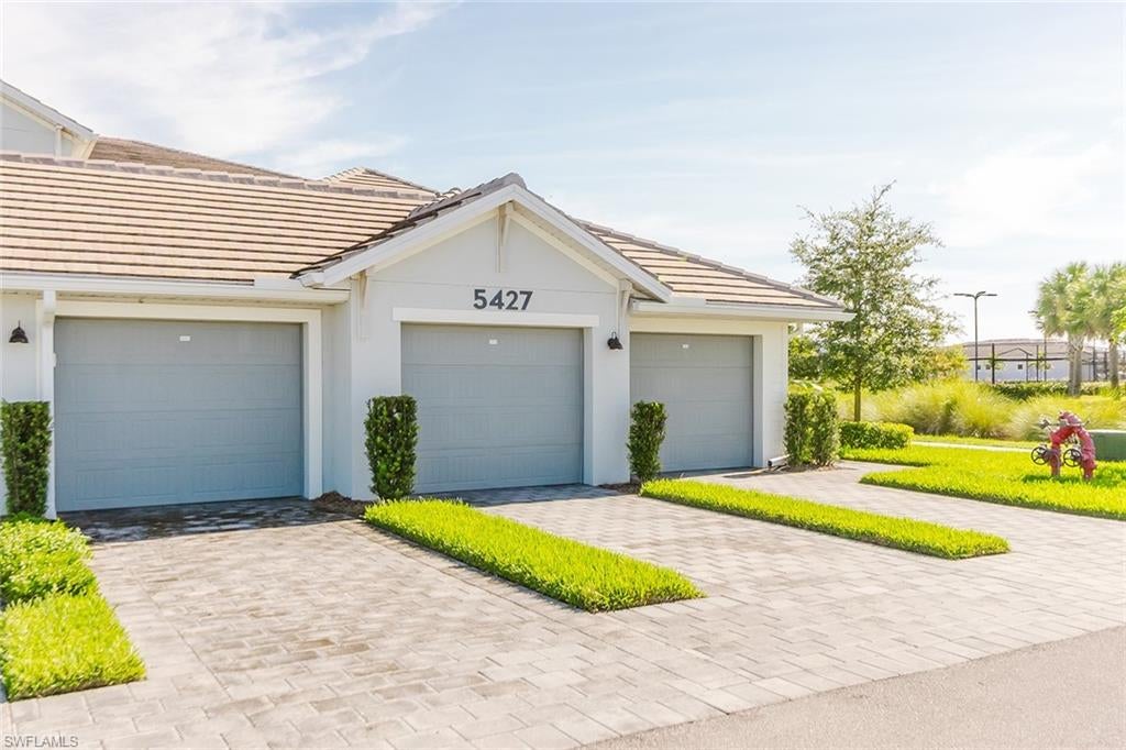 THE NATIONAL GOLF & COUNTRY CLUB AT AVE MARIA - Residential