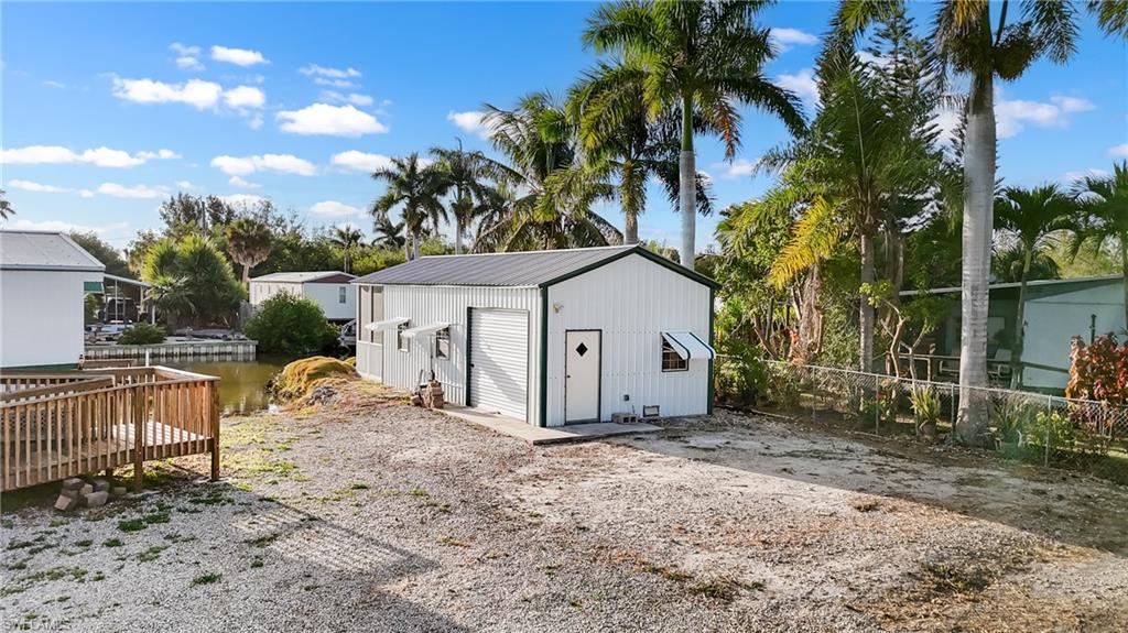 EVERGLADES TOWN - Residential