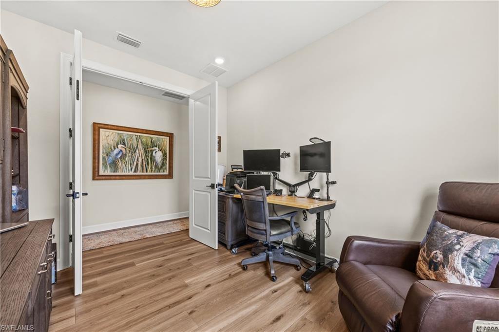 DEL WEBB OAK CREEK - Residential
