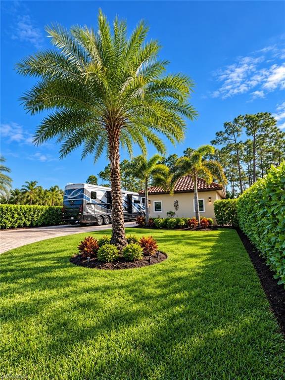 GOLDEN PALMS LUXURY MOTORCOACH RESORT - Land