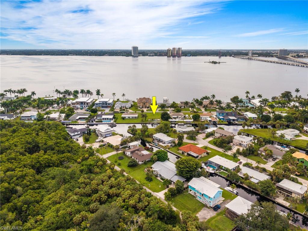 NORTH FORT MYERS - Land