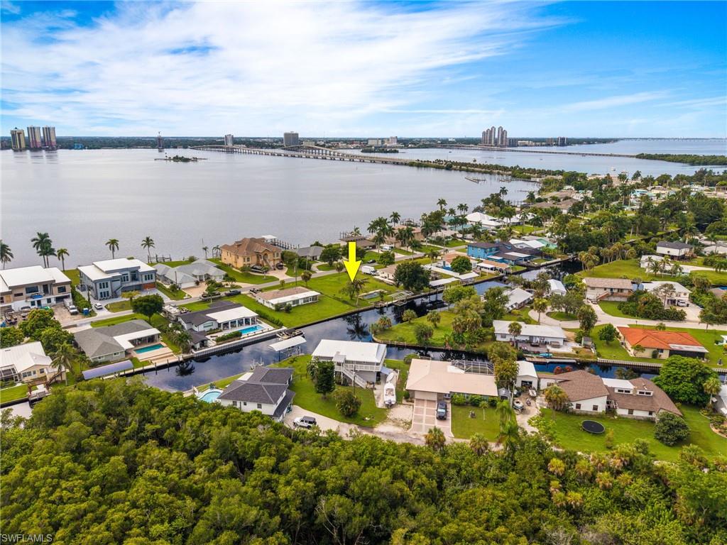 NORTH FORT MYERS - Land