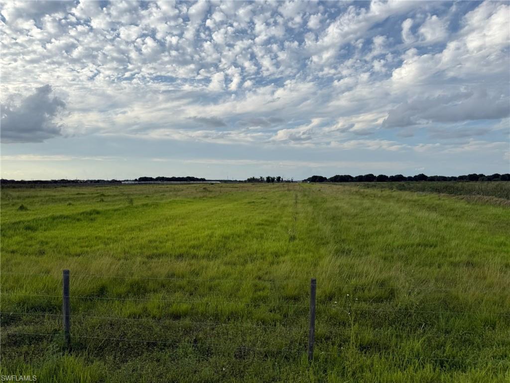 GERBER GROVES SEC 1 - Land