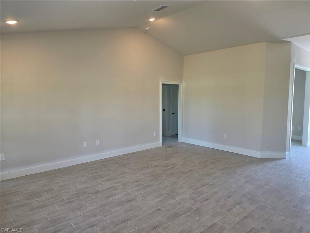CAPE CORAL - Residential