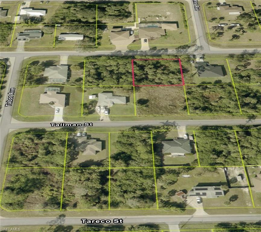LEHIGH ACRES - Land