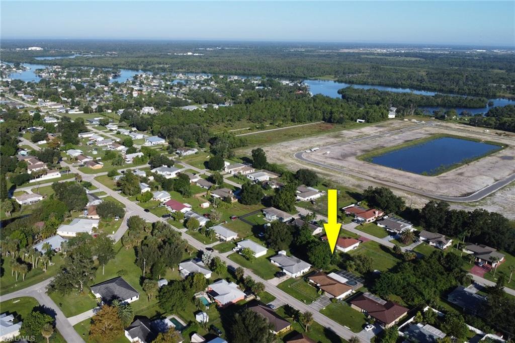 FORT MYERS SHORES - Residential