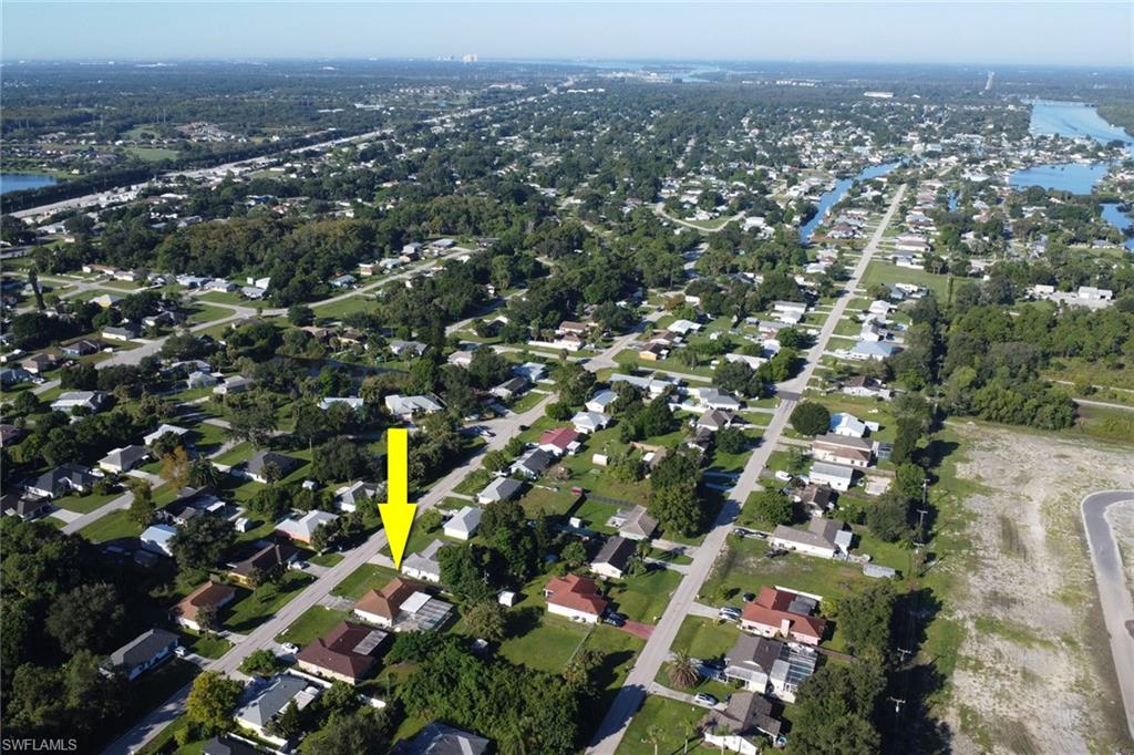 FORT MYERS SHORES - Residential