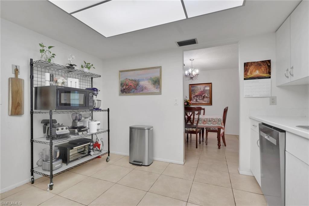 FORT MYERS SHORES - Residential