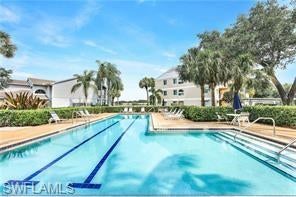 LAKESIDE CARRIAGE HOMES - Residential
