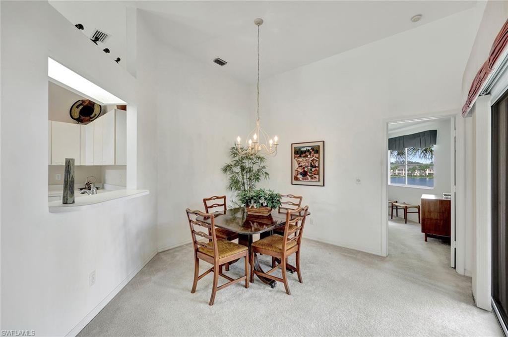 LAKESIDE CARRIAGE HOMES - Residential