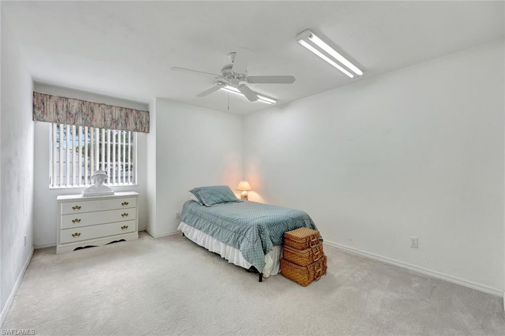 LAKESIDE CARRIAGE HOMES - Residential