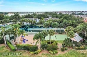 LAKESIDE CARRIAGE HOMES - Residential