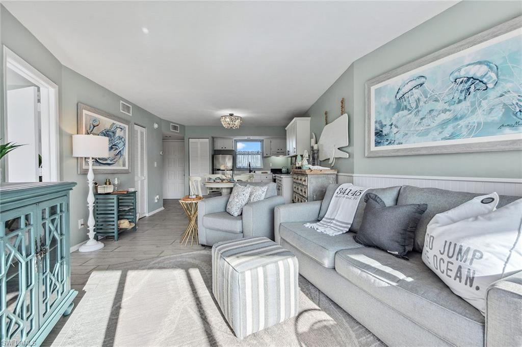 ANGLERS COVE - Residential