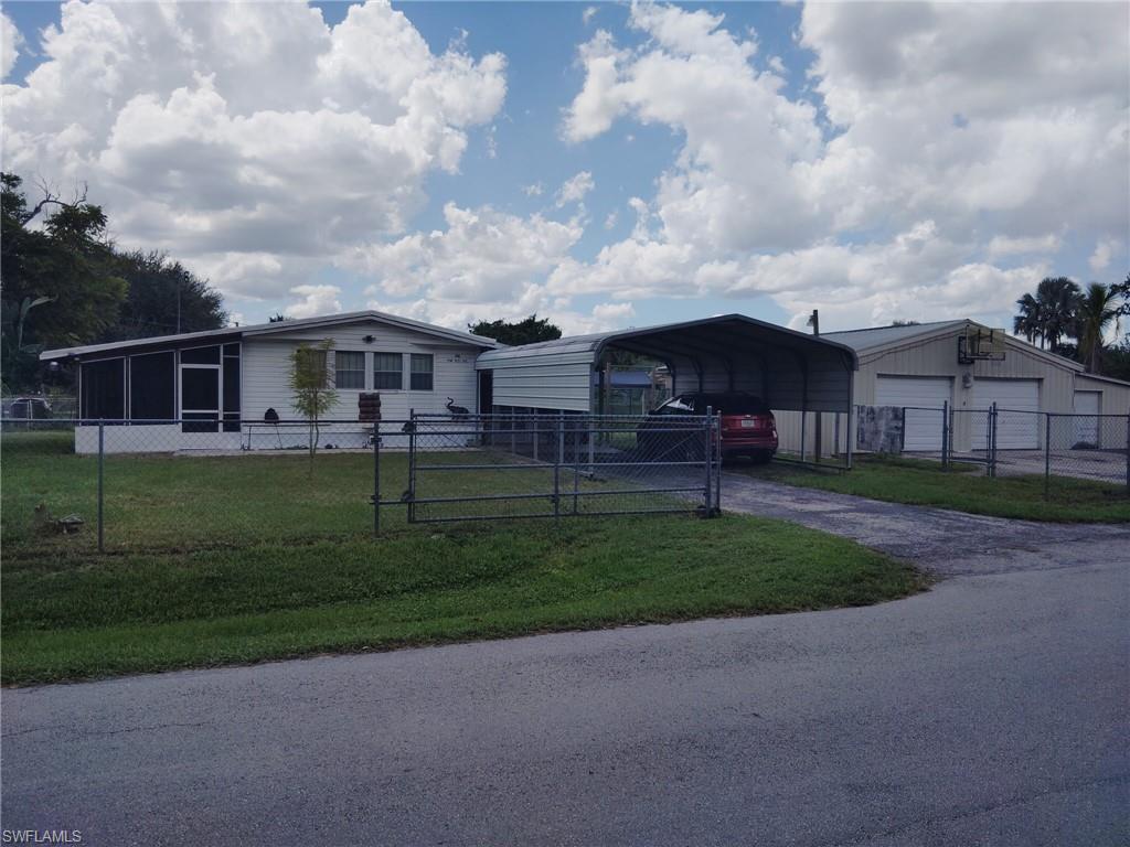 MOORE HAVEN - Residential