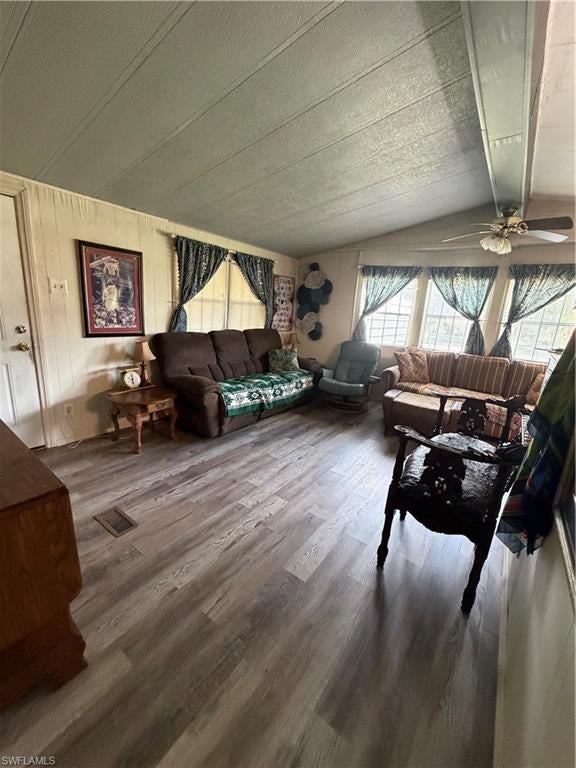 MOORE HAVEN - Residential