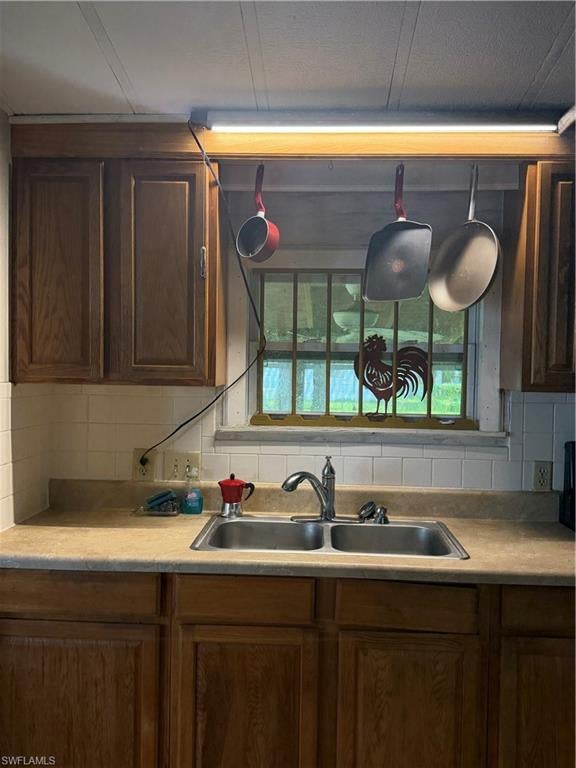 MOORE HAVEN - Residential