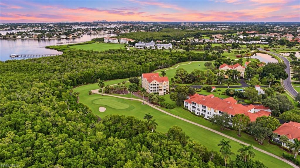 WINDWARD CAY - Residential