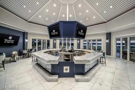 WINDWARD CAY - Residential