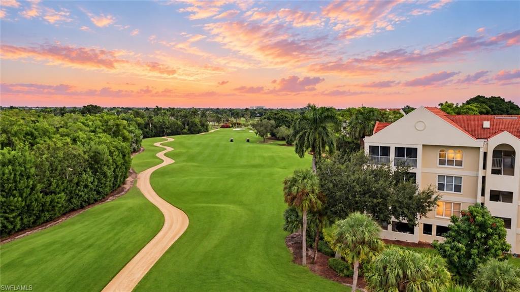 WINDWARD CAY - Residential