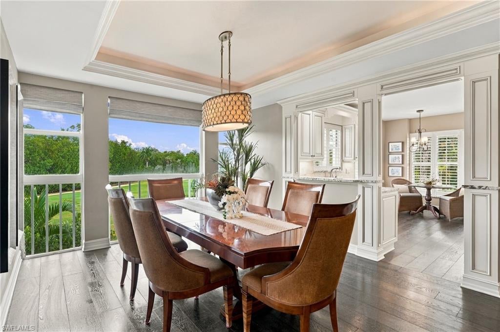 WINDWARD CAY - Residential