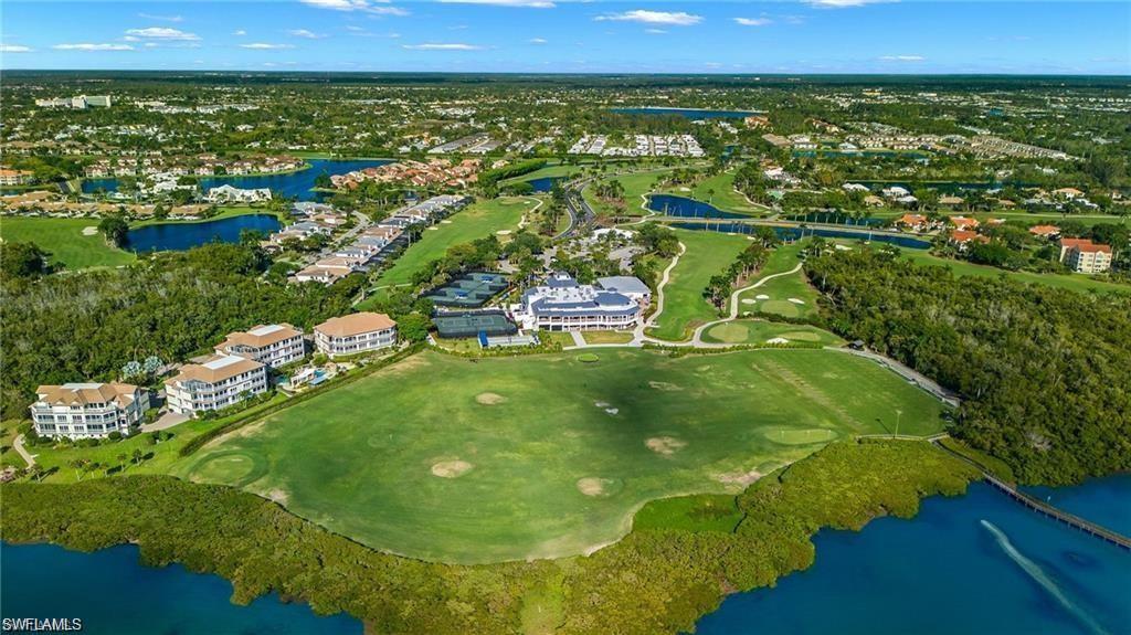 WINDWARD CAY - Residential