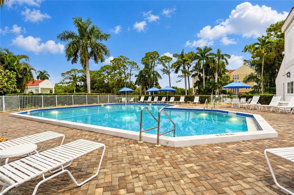 WINDWARD CAY - Residential