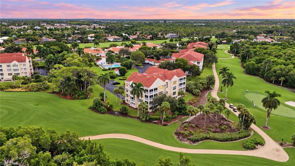 WINDWARD CAY - Residential