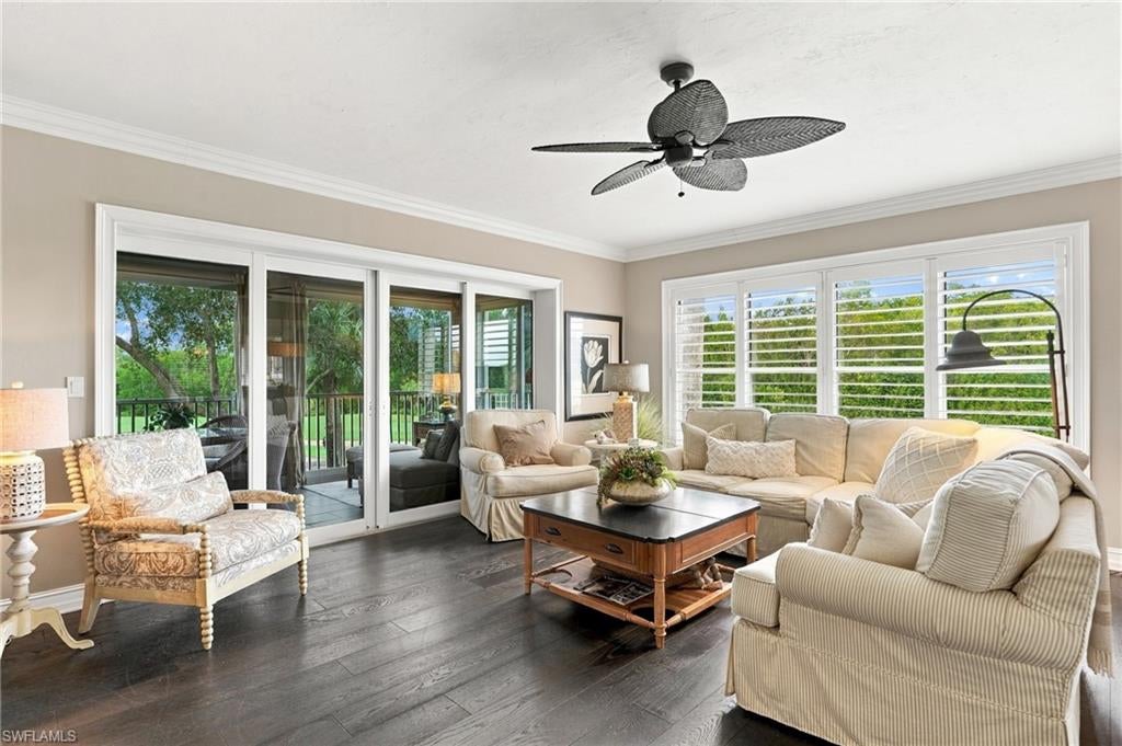 WINDWARD CAY - Residential