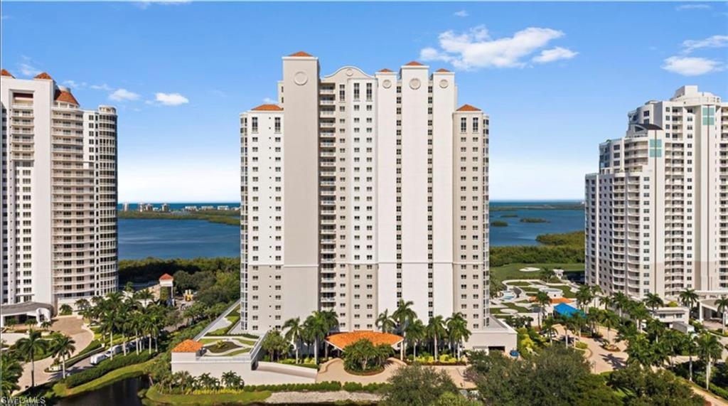 ESPERIA SOUTH - Residential
