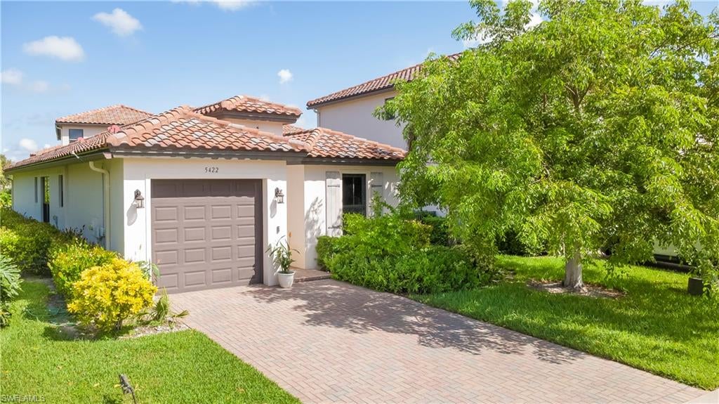 COQUINA AT MAPLE RIDGE - Residential