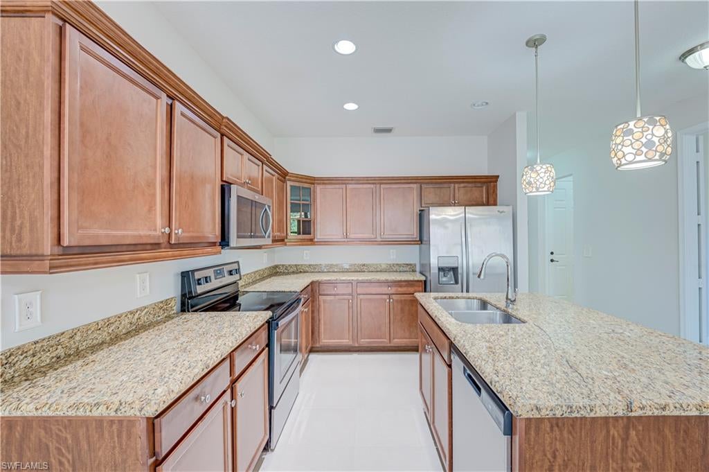 COQUINA AT MAPLE RIDGE - Residential