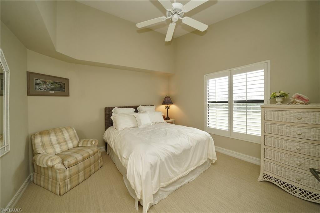 OLDE HICKORY GOLF & COUNTRY CLUB - Residential
